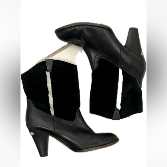 Michael Kors Shoes - Michael Kors Sherpa leather Heeled western boots